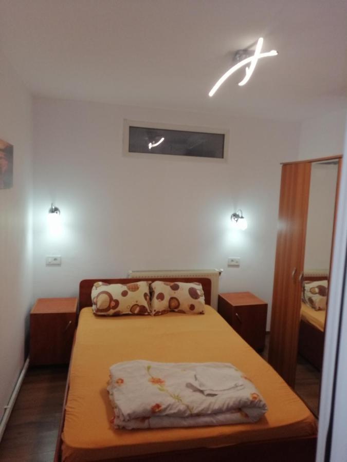 Vila Elly Piatra Neamţ Esterno foto